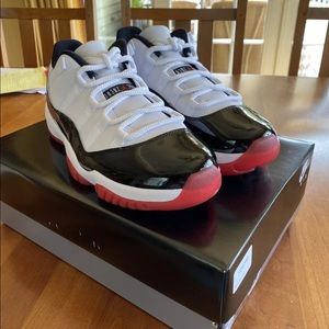 Jordan 11 retros low concord bred